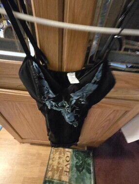 Black Lace-Trim Slip Dress with Teal Embroidery With Clips For Pantyhose 38 Bust